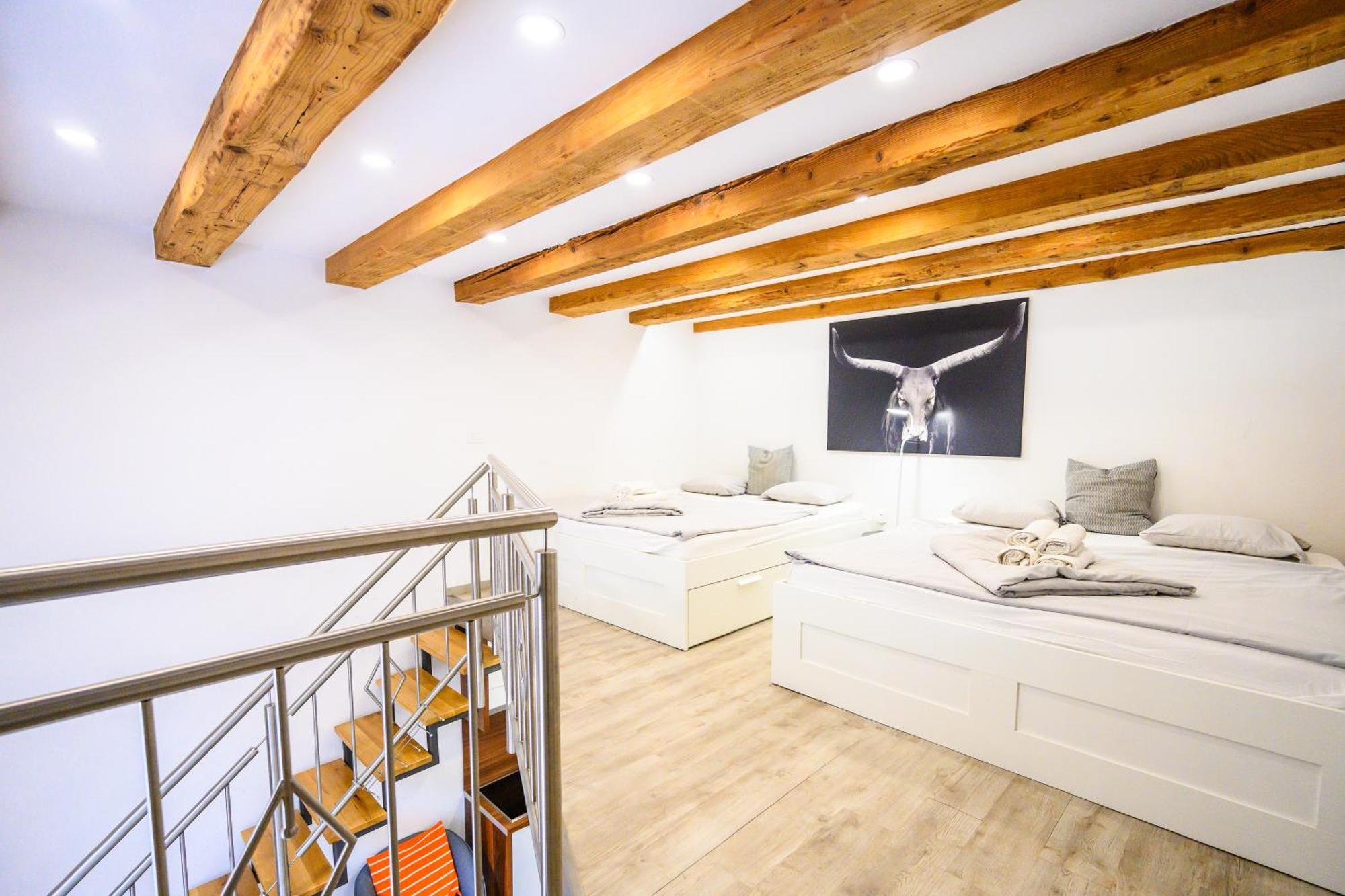 The Happy Loft Apartment